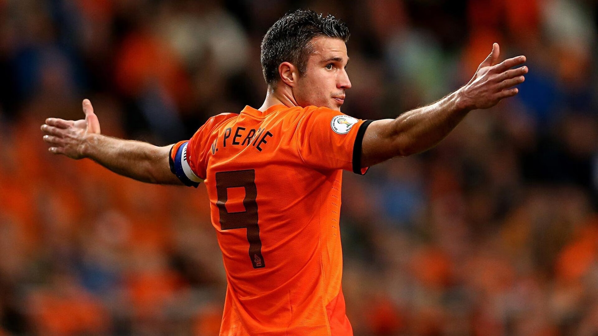 开云中国官网-凯恩·瑞安：全黑队防线的中坚力量，避免对手进攻成功，凯恩vs雷尔